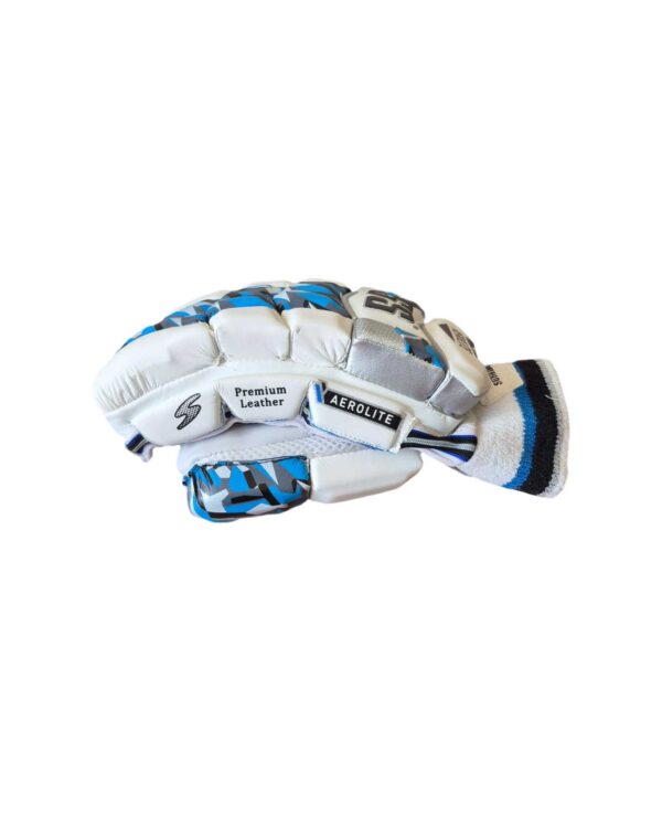 SS Aerolite Batting Gloves