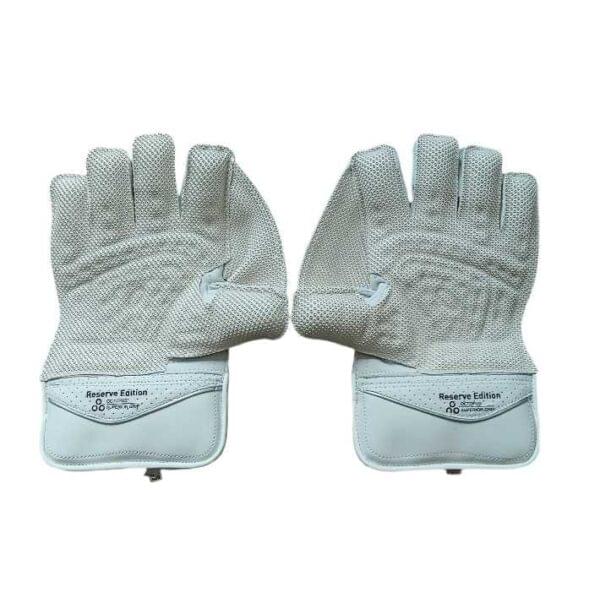 SS Heinrich Klaasen Players Keeping Gloves